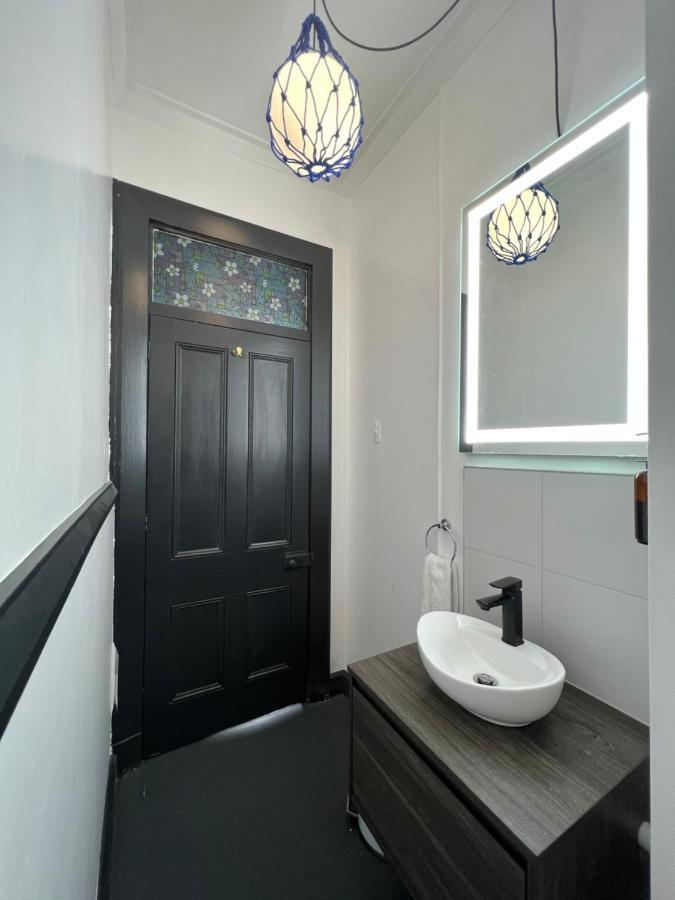 Railway Hotel Winton Екстер'єр фото