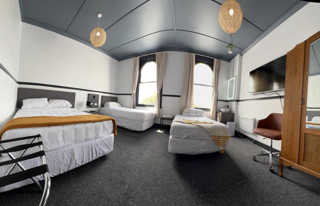 Railway Hotel Winton Екстер'єр фото