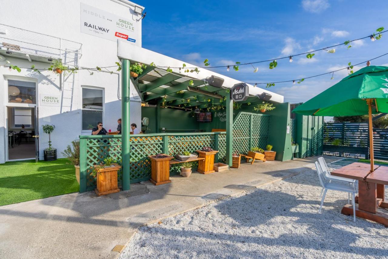 Railway Hotel Winton Екстер'єр фото