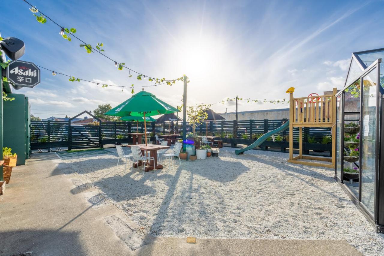 Railway Hotel Winton Екстер'єр фото